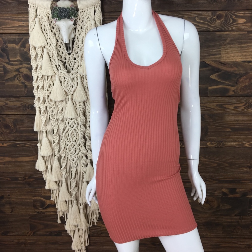 Bozzolo | Ribbed V-Neck Halter Open Back Bodycon Dress‎